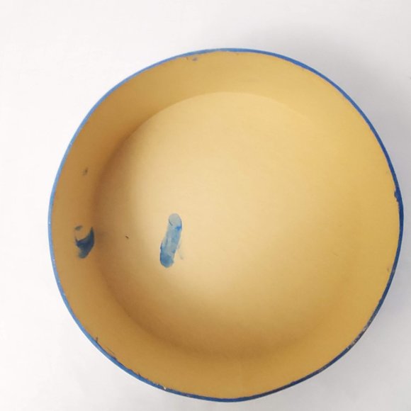 Vintage Hand Painted Panda Bear Round Cardboard Box - Picture 5 of 7